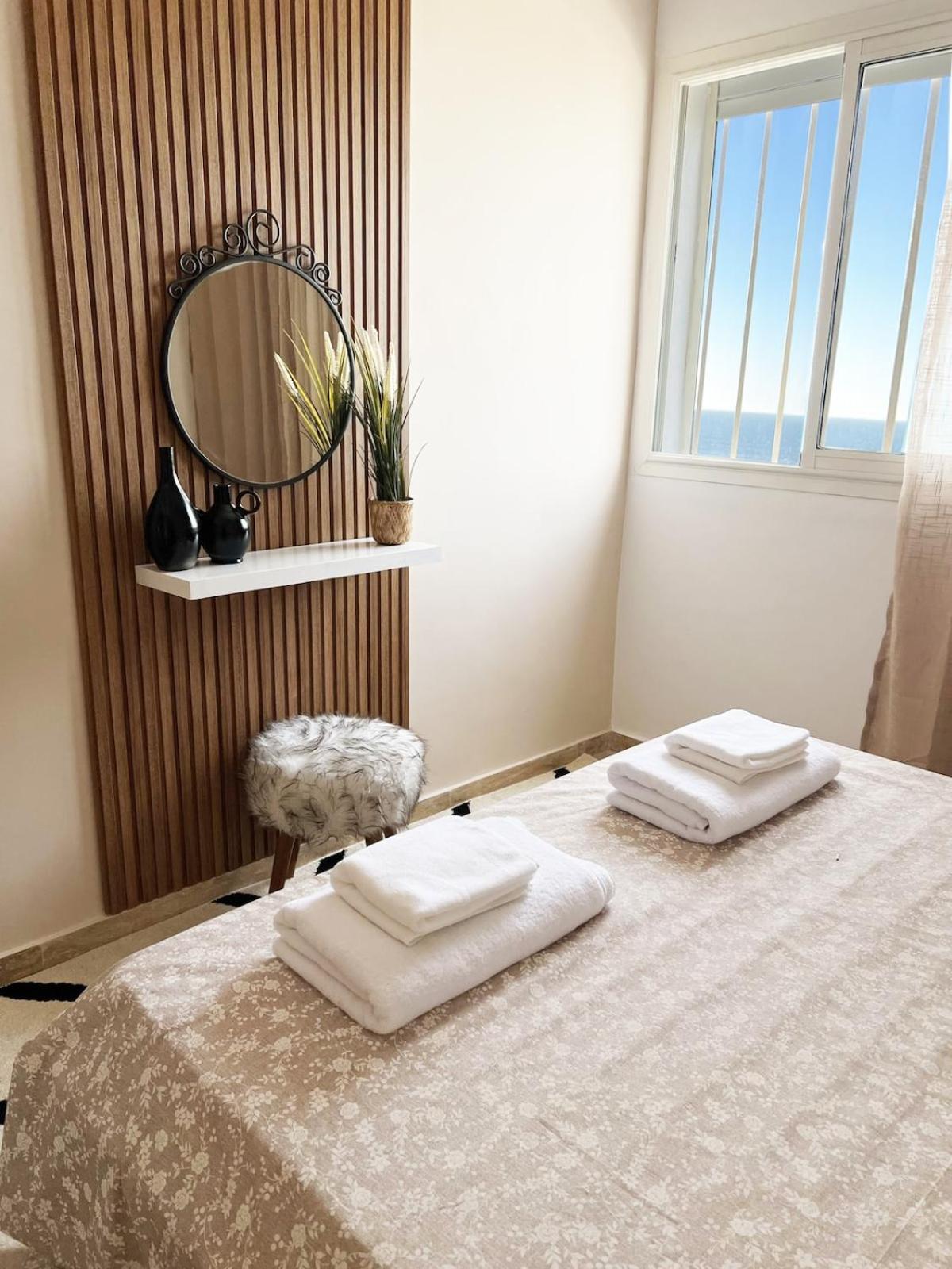 Apartment Ocean View & Sunset In The Heart Of 2 *